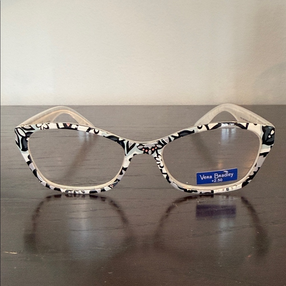 New Vera Bradley reading / reader glasses +2.50